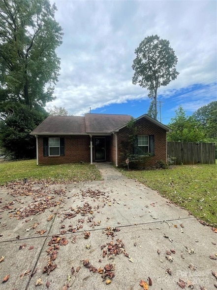 Building Photo - 4702 Amity Pl