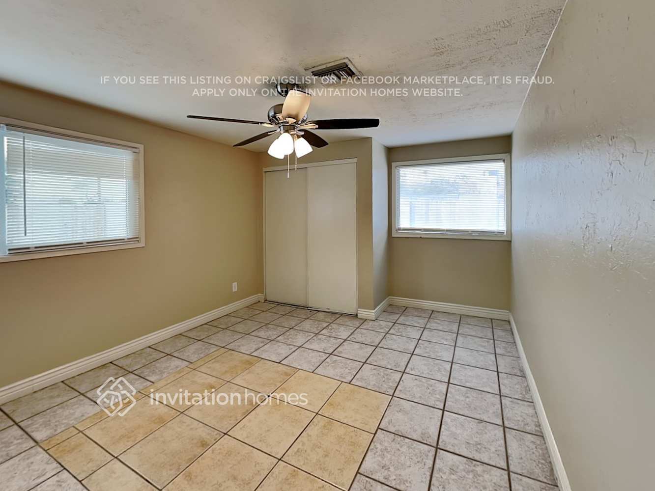 Building Photo - 4534 W Mitchell Dr