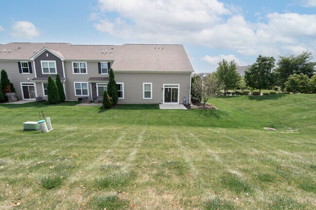 Building Photo - 16164 W Coneflower Dr