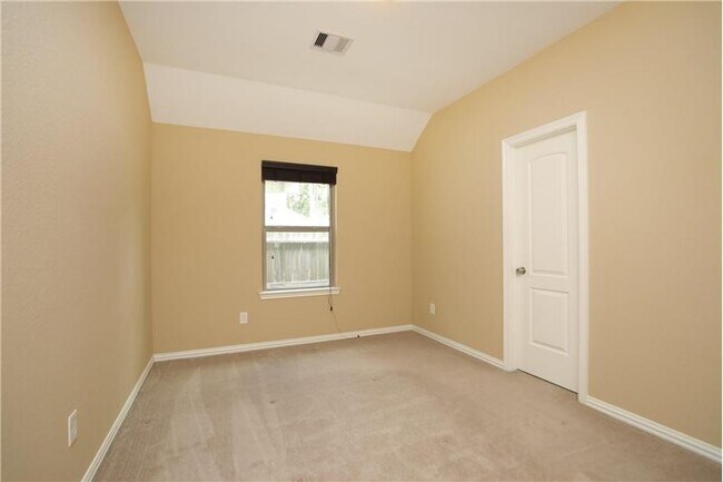 Building Photo - 6615 Goldspier St