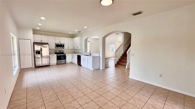 Building Photo - 13843 SW 31st St