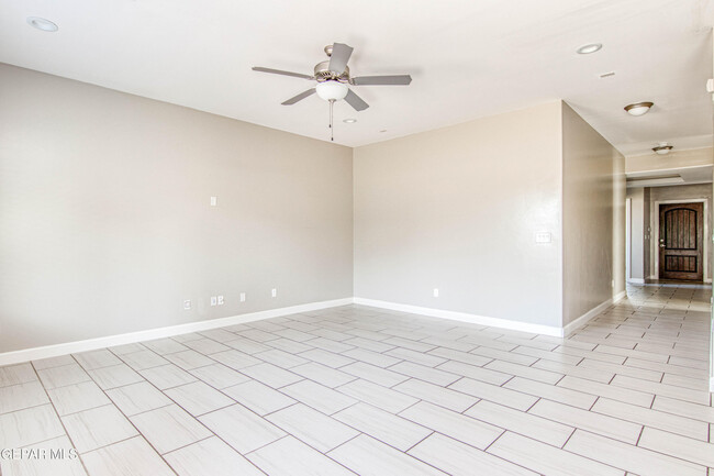 Building Photo - 14700 Harry Flournoy Ave