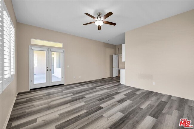 Building Photo - 40808 Eastwood Ln