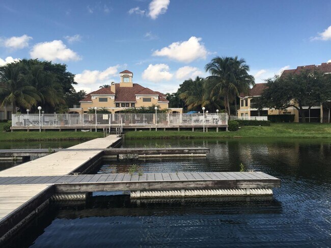 Building Photo - 2642 NW 33rd St