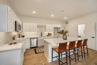 Building Photo - 6501 102nd St