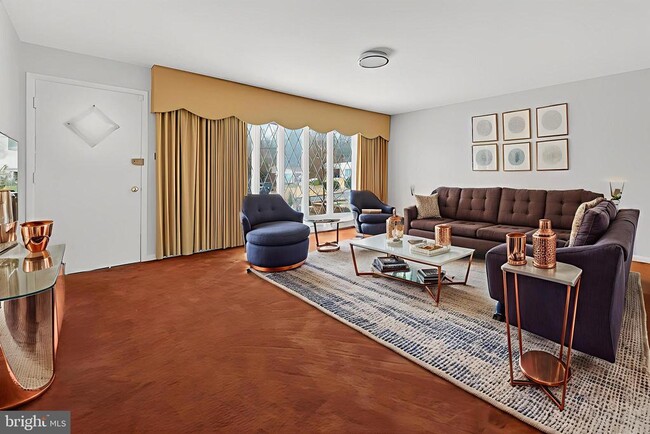 Building Photo - 3505 N St SE