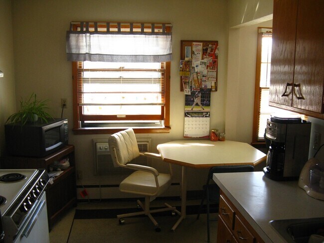 Building Photo - Trinoja