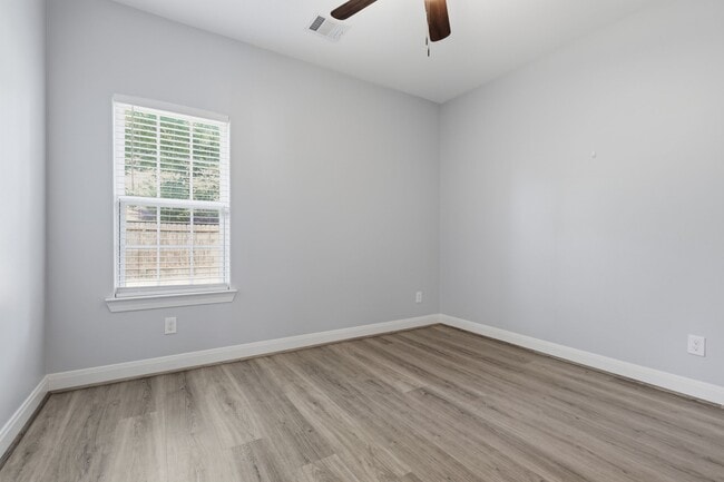 Building Photo - 15914 Tug Ct