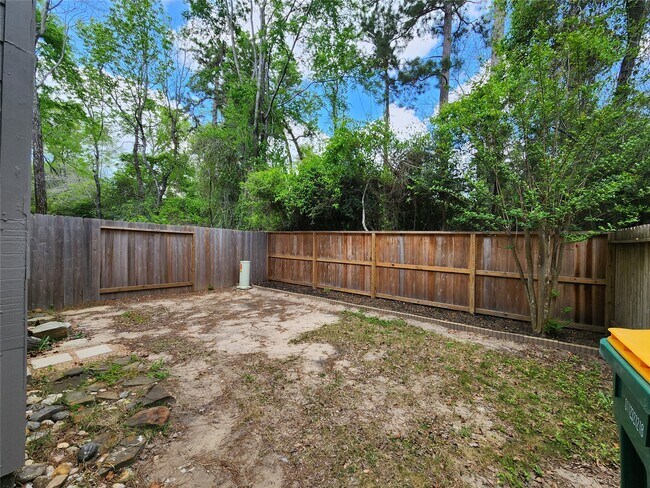 Building Photo - 119 Anise Tree Pl