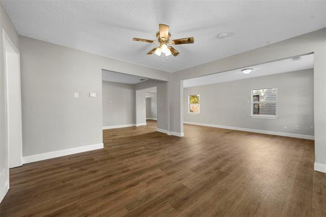 Building Photo - 1502 Kent Dr