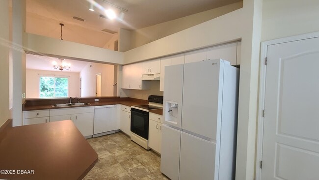 Building Photo - 1018 Grand Hickory Cir