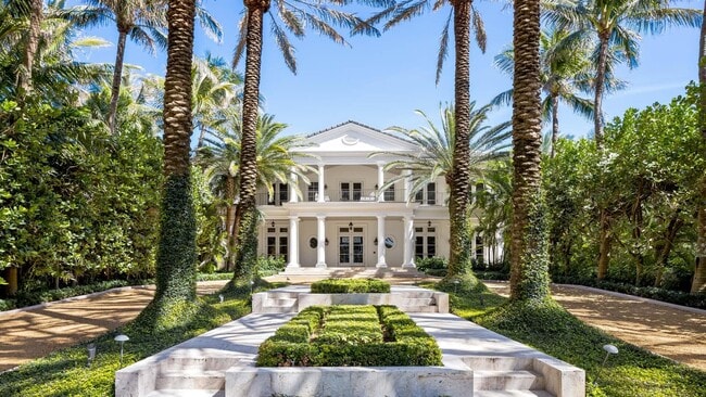 Building Photo - 2315 S Ocean Blvd