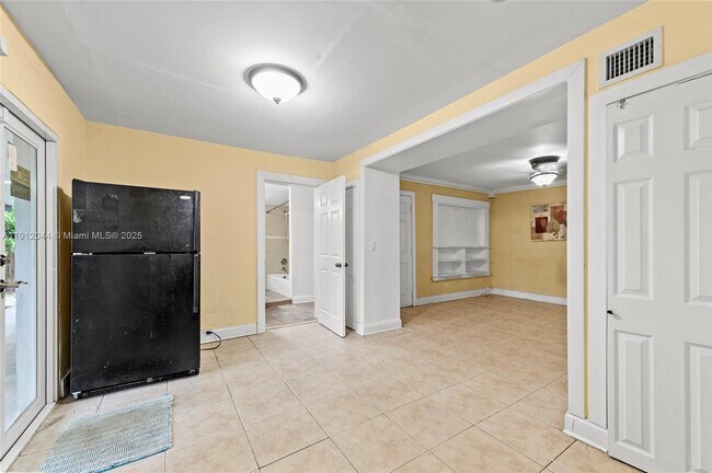 Building Photo - 1835 NW 85th St