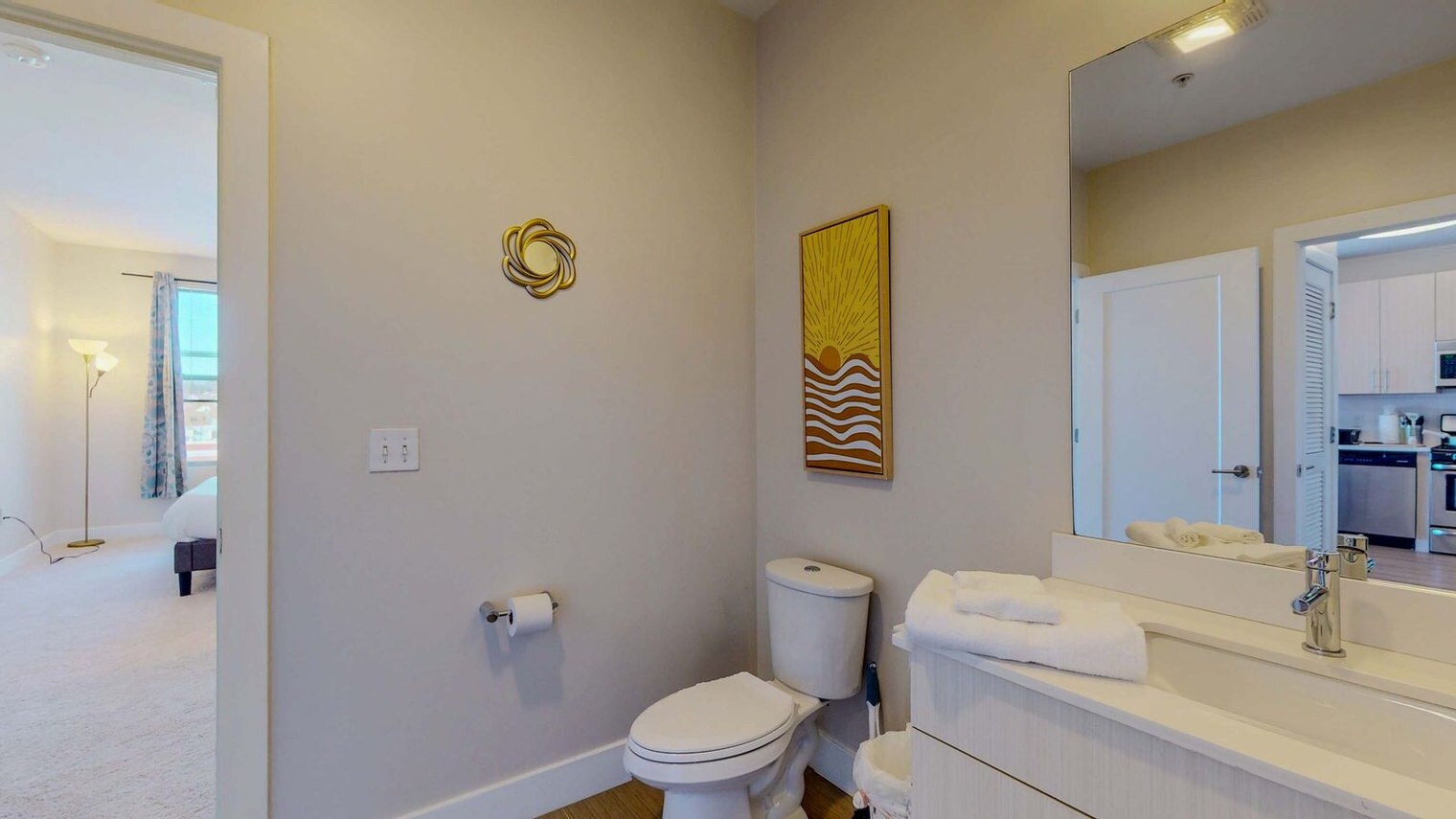 Building Photo - 545 Bedford St