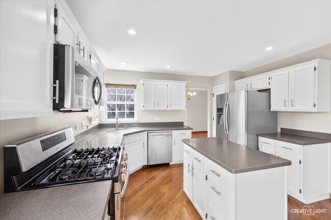 Building Photo - 2219 Beaumont Ct