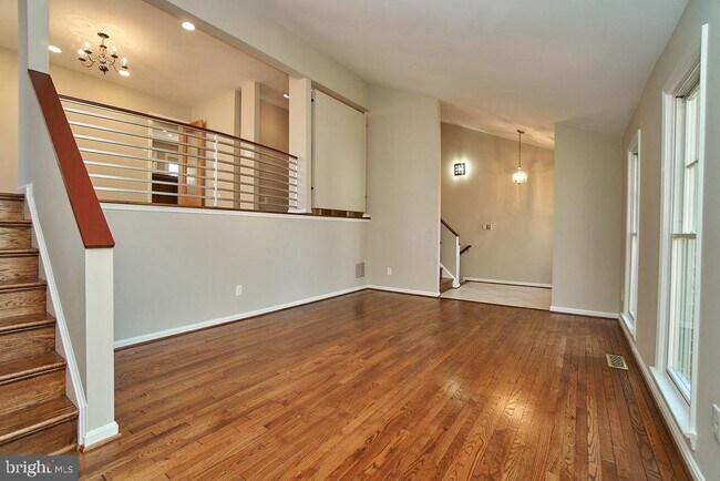 Building Photo - 8588 Coral Gables Ln
