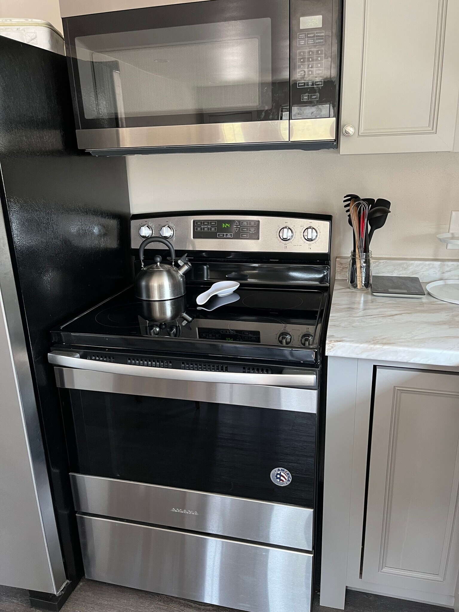 Building Photo - 434 S Jackson St