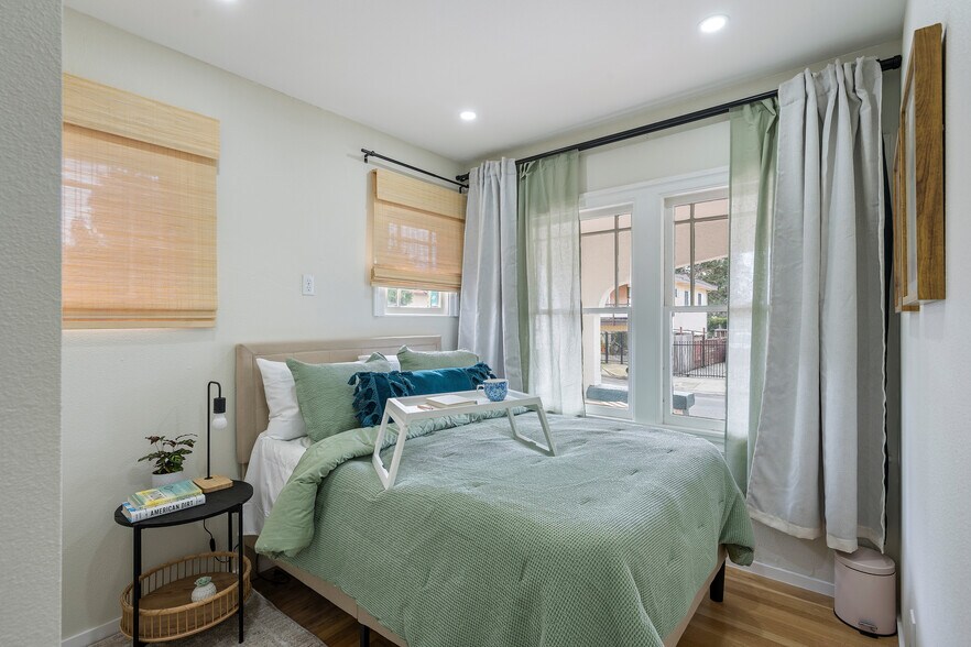 Building Photo - 3920 Quigley St