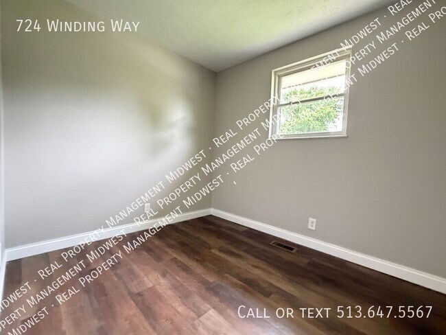 Building Photo - 724 Winding Way