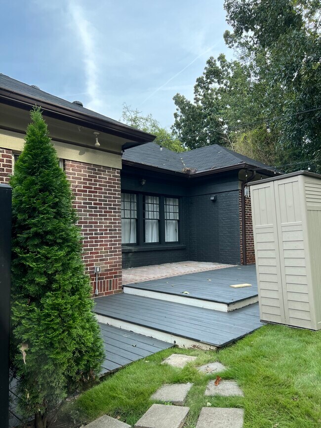 Building Photo - 1308 N Highland Ave NE