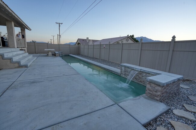 Building Photo - 16087 Bubbling Wells Rd