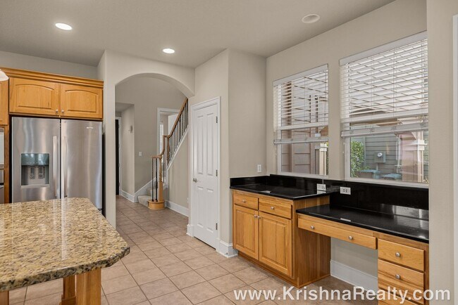 Building Photo - 12834 NW Alsace Ln