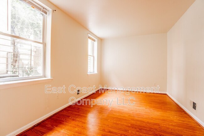 Building Photo - 1502 E Baltimore St