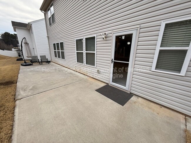 Building Photo - 4670 Wesmar Ct