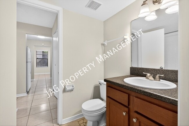 Building Photo - 482 Bentwood Ln