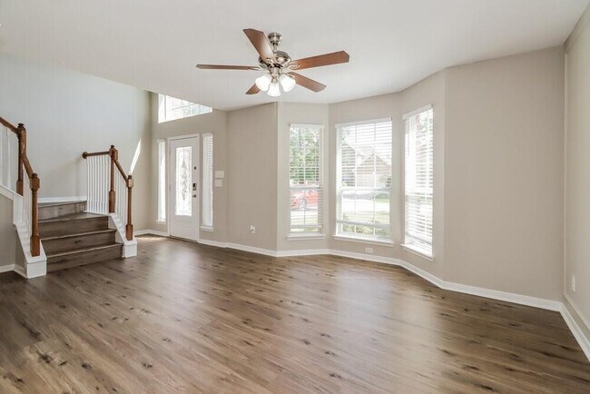 Building Photo - 26011 Bearborough Dr