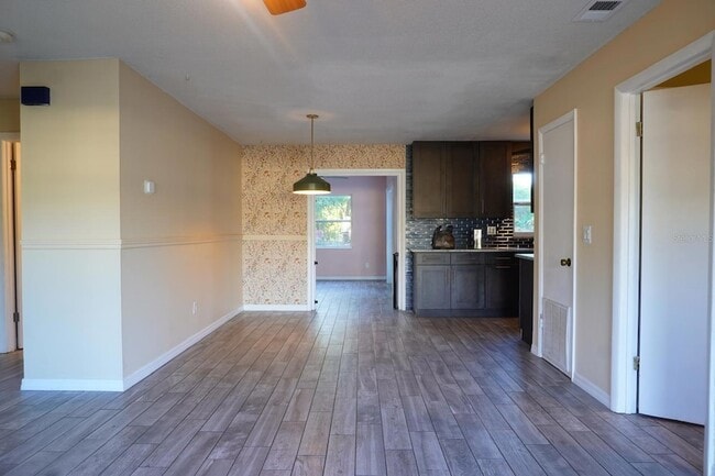 Building Photo - 668 Georgia Ave