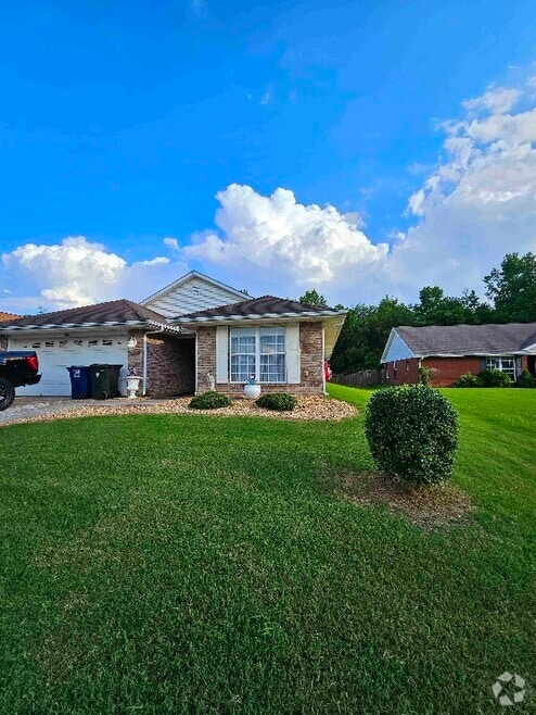 Building Photo - 226 Glen Meadows Ln