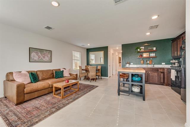 Building Photo - 6615 Coulter Dr