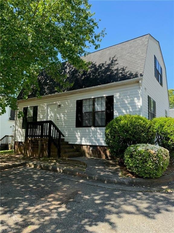 Building Photo - 1024 Fir Pl