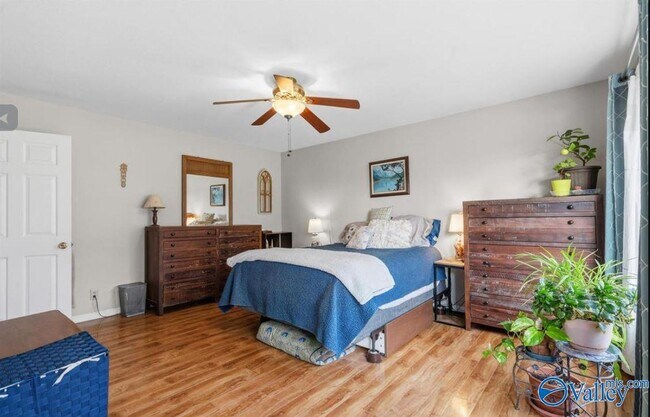 Building Photo - 7600 Teal Dr SW