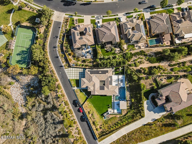Building Photo - 6981 Shadow Wood Dr