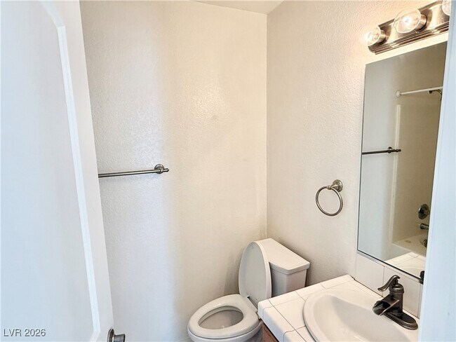 Building Photo - 1230 W Iguana St