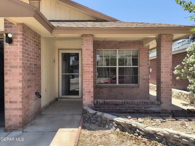 Building Photo - 11668 Carlos Moran Ct