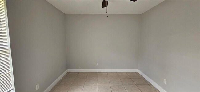 Building Photo - 2625 Spring Valley Cir