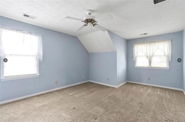 Building Photo - 1880 Meadowchase Ct