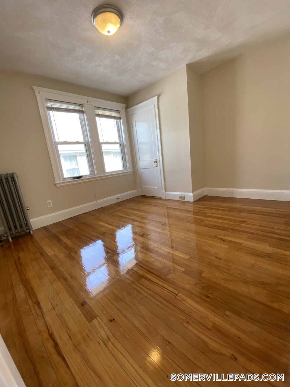 Building Photo - 56 Gordon St