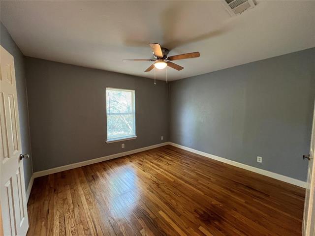 Building Photo - 1704 S Polk St