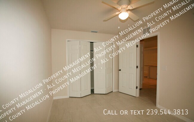Building Photo - 1309 SE 8th Pl
