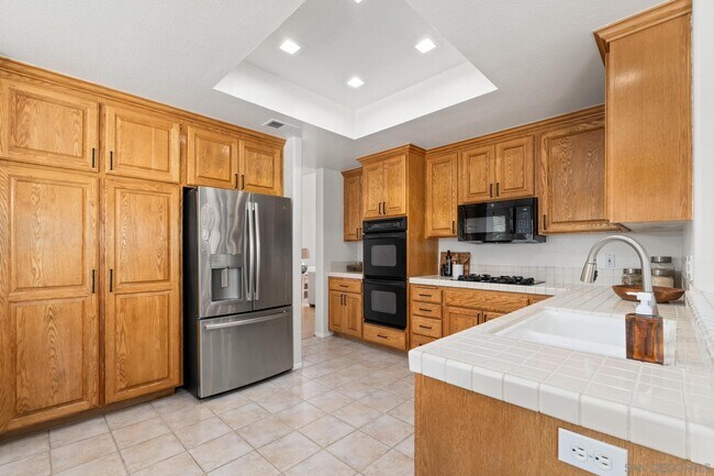 Building Photo - 3849 Chippewa Ct