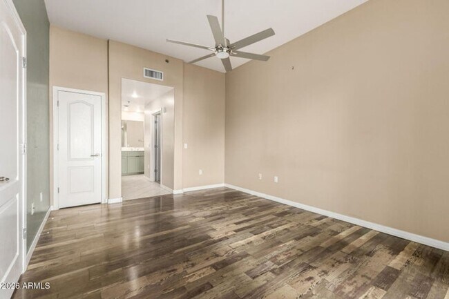 Building Photo - 2302 N Central Ave