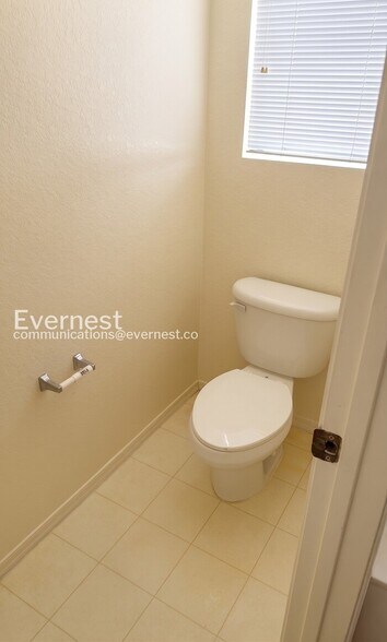 Building Photo - 2542 W Sunstar Pl