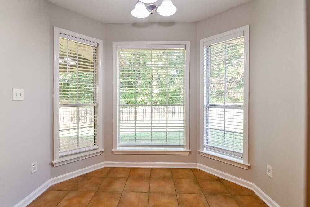 Building Photo - 157 Pebble Creek Cove E