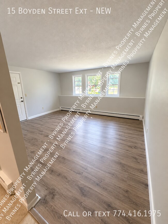 Building Photo - 15 Boyden St Ext