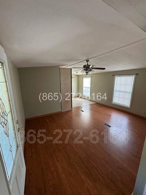 Building Photo - 8413 Oak Ridge Hwy