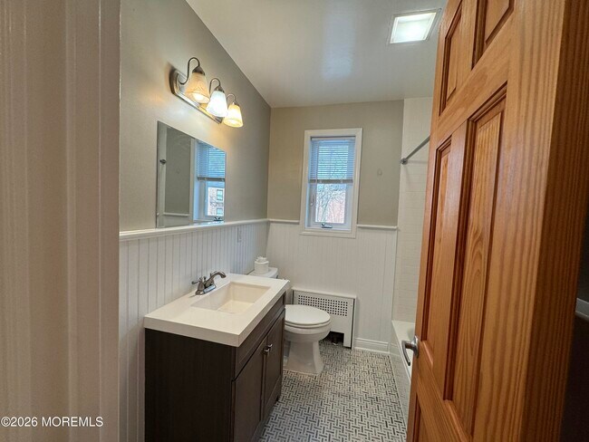 Building Photo - 283 Spring St